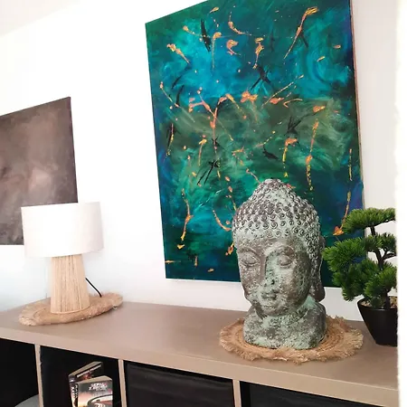 아파트 Sunny Boho With Balconies