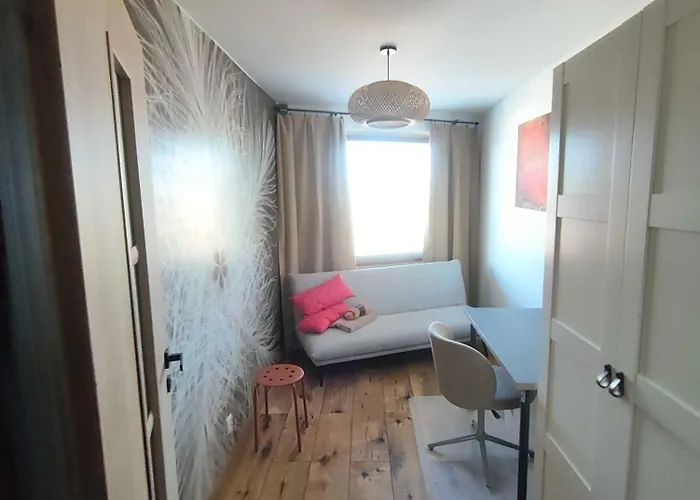 Sunny Boho With Balconies 브로츠와프